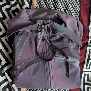 NWT Lululemon Athletica mesh Cropped Define Jacket